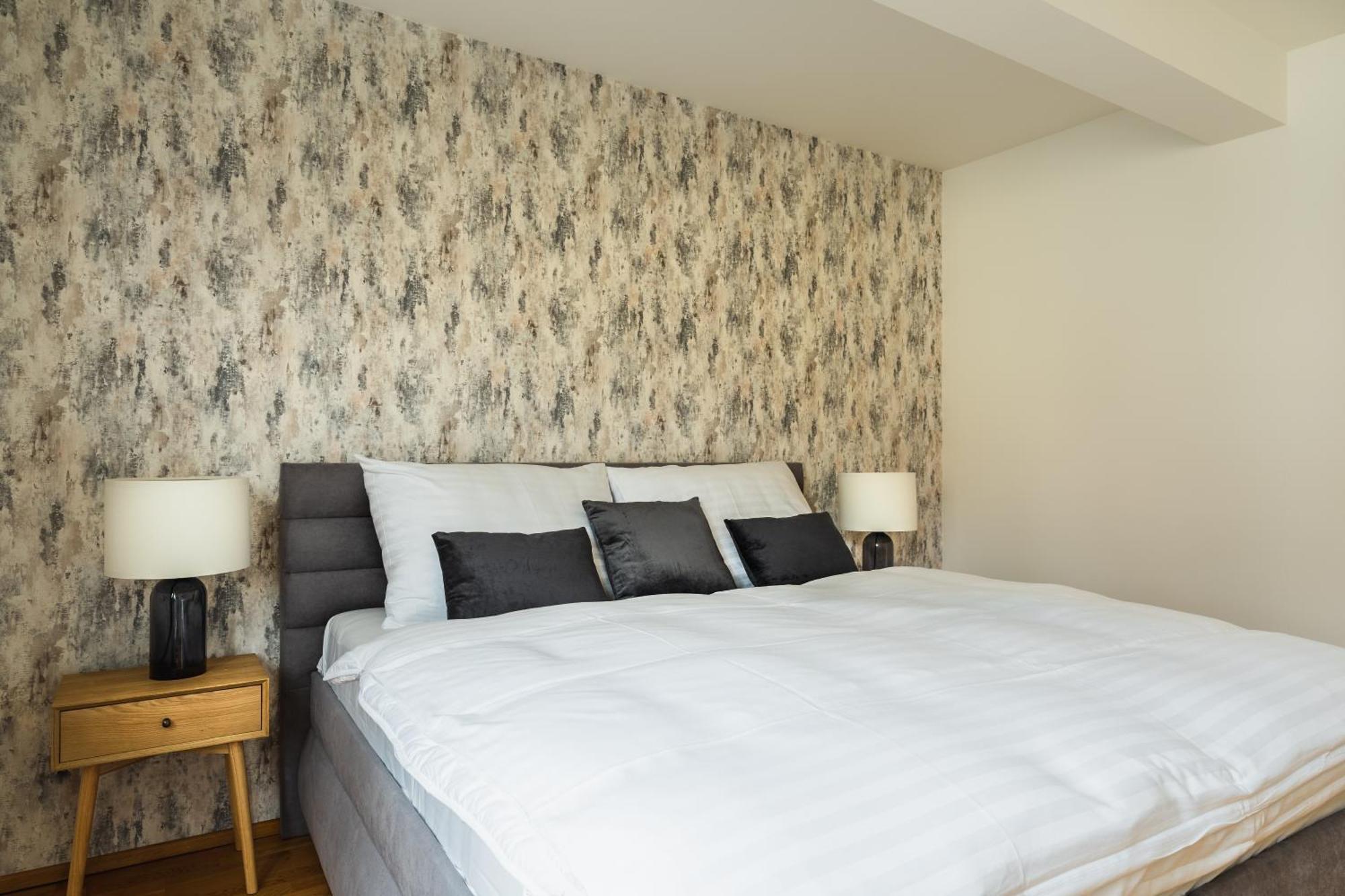 Business & Family Ambiente Apartments Bratislava Ngoại thất bức ảnh