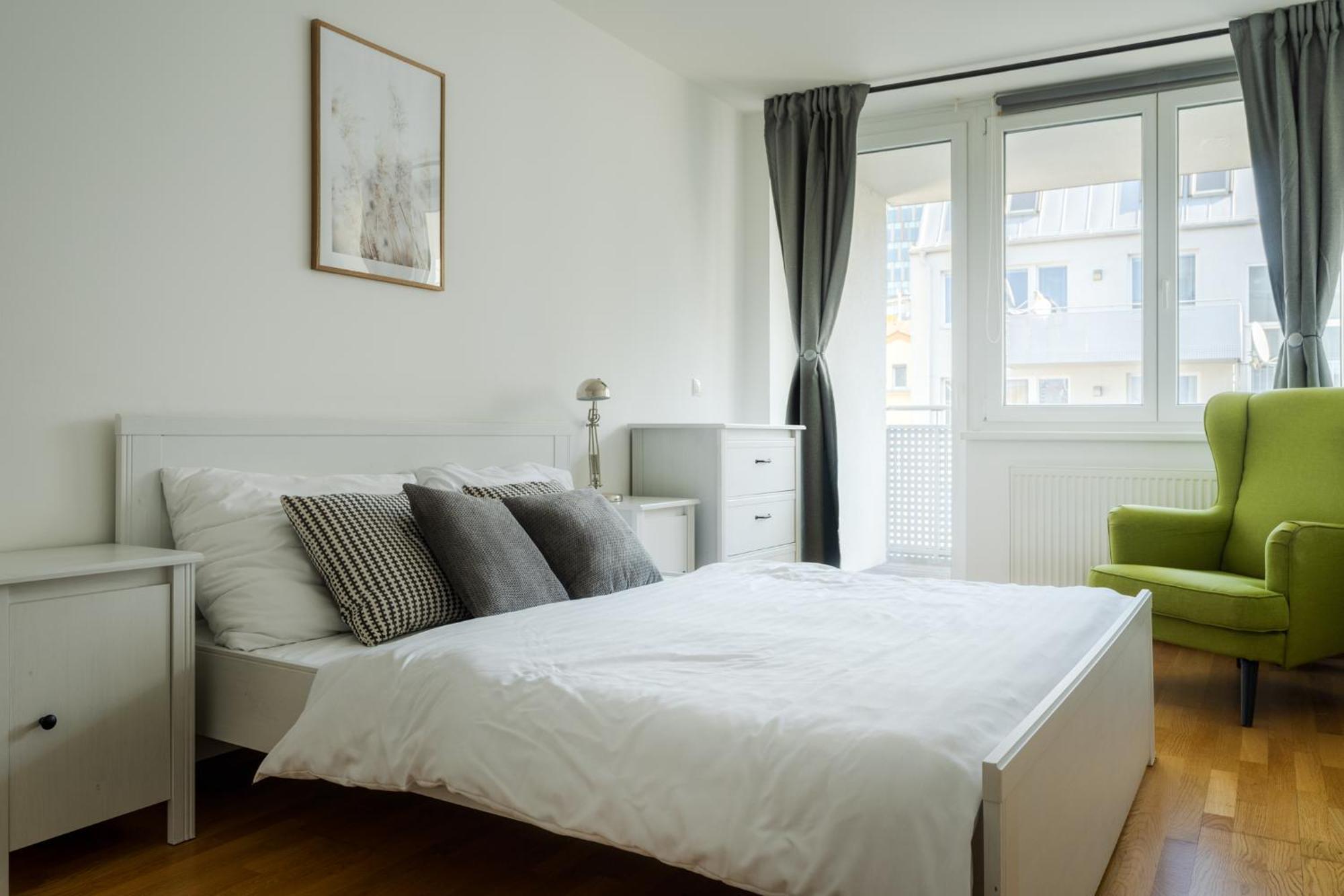 Business & Family Ambiente Apartments Bratislava Ngoại thất bức ảnh