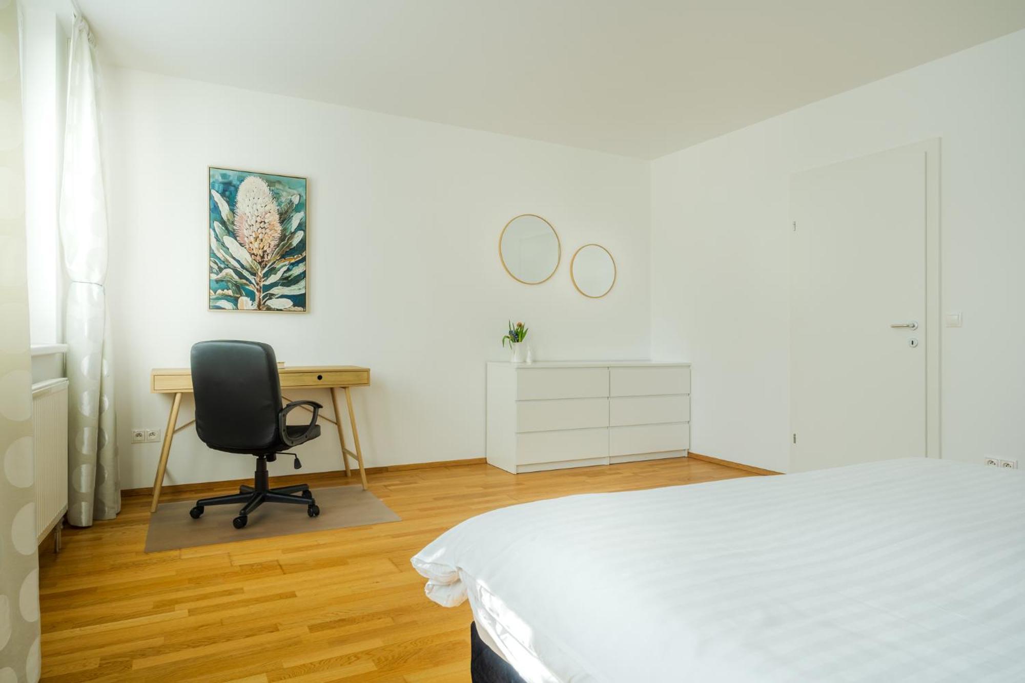 Business & Family Ambiente Apartments Bratislava Ngoại thất bức ảnh