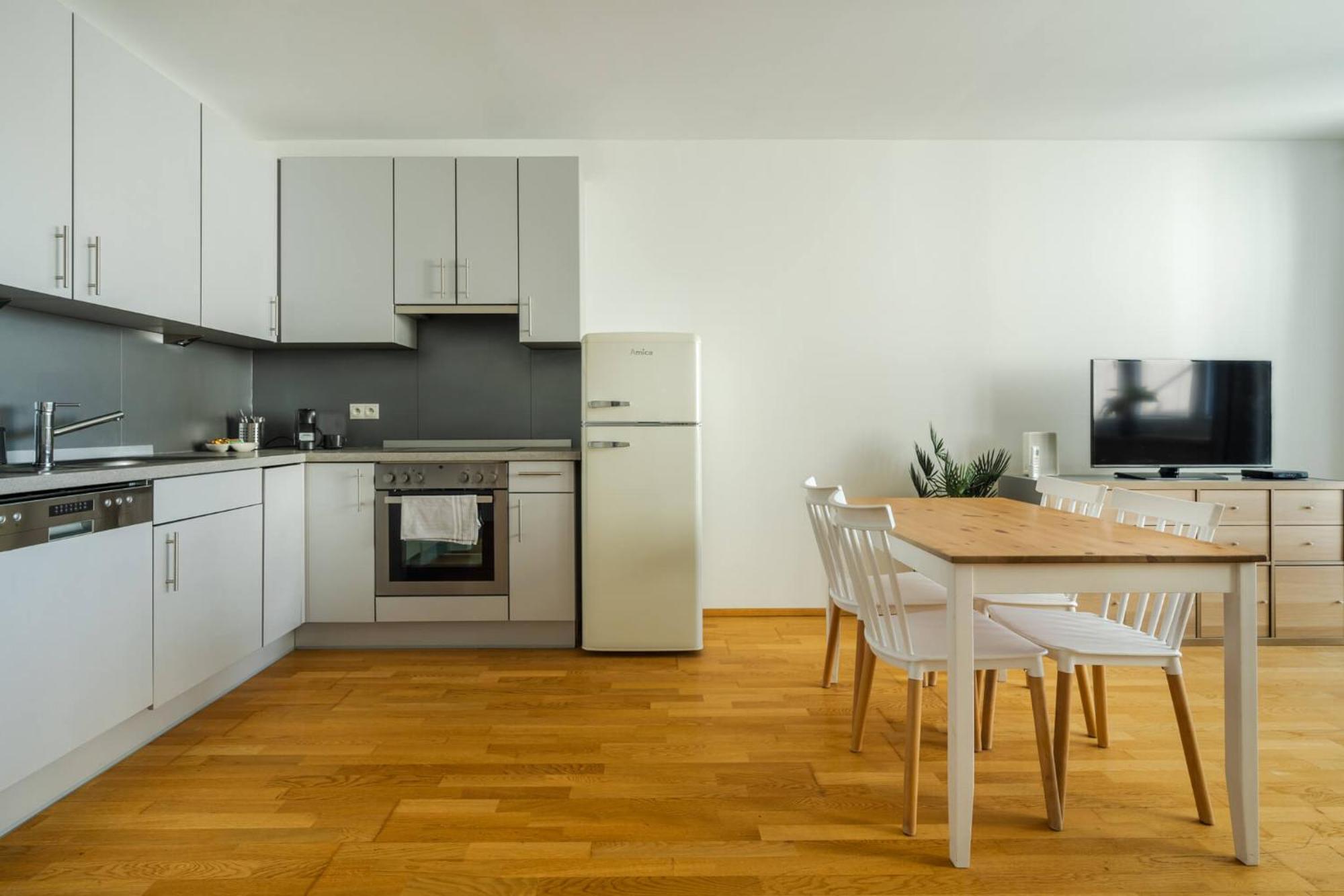 Business & Family Ambiente Apartments Bratislava Ngoại thất bức ảnh