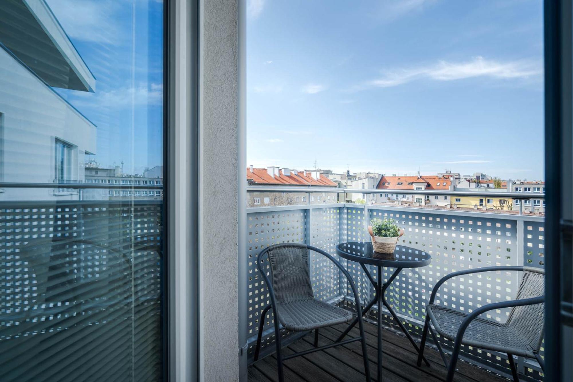 Business & Family Ambiente Apartments Bratislava Ngoại thất bức ảnh