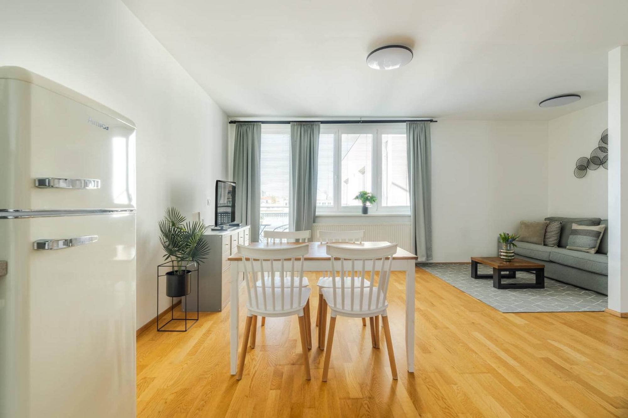 Business & Family Ambiente Apartments Bratislava Ngoại thất bức ảnh